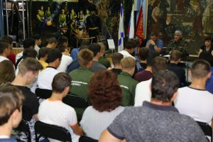 Школа поисковика прошла в Астраханском музее боевой славы